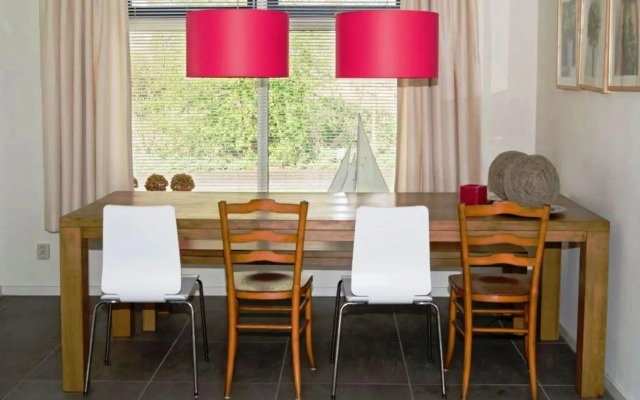 Villa in Sumar Near Town Center