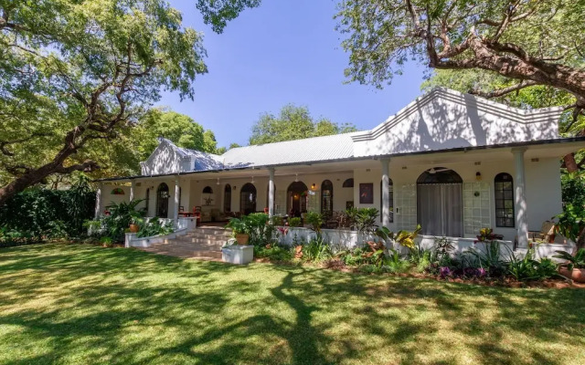 The Courtney Lodge