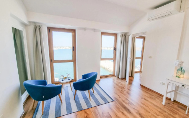 Umag apartment center seafront seaview old town 2
