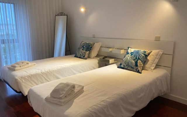 Beach Front with Rooftop