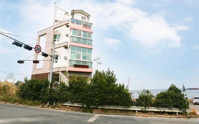 Pohang 5-island Pension