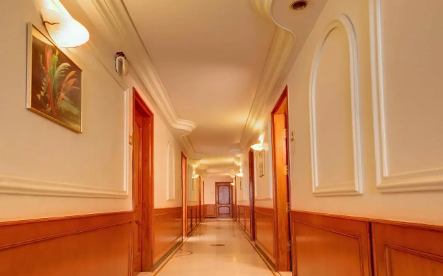Hotel Pinnacle