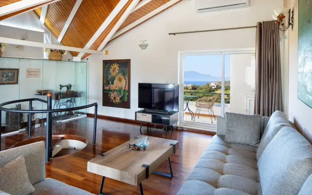 Villa Elihrisos-private Heated Pool Near the sea
