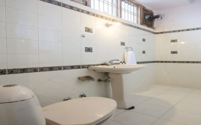 OYO 1060 Hotel Rahwaas