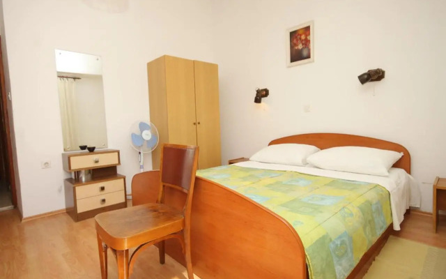 Triple Room Pasman 8223e