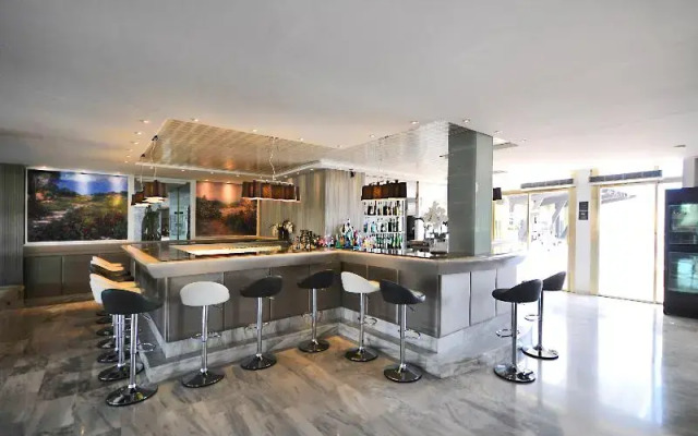 Playa Esperanza Suites