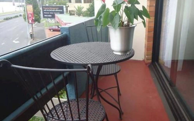 Kingsford Riverside Inn