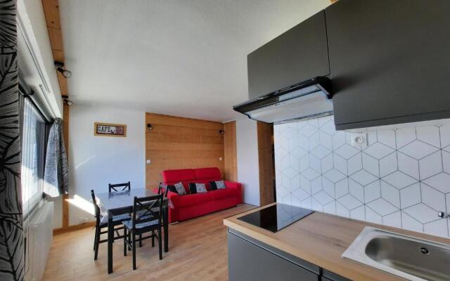 Appartement Les Menuires, 1 pièce, 4 personnes - FR-1-452-257