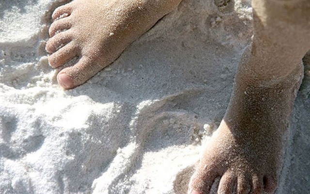 Sandy Toes