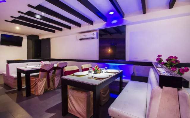 OYO 3968 Chandras Residency