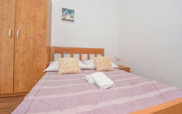 Apartment Aurora Maslenica