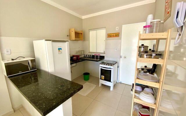 Lindo residencial a 350m do Farol da Orla