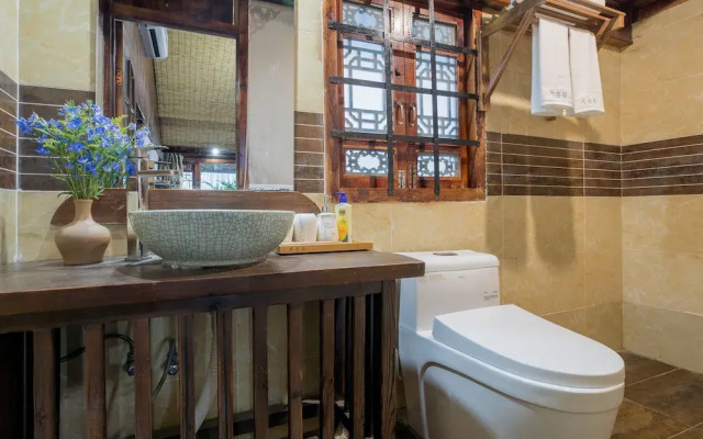 Lijiang Buwuzhai Hostel