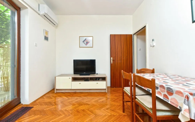 Comfortable Stay in Fažana With Outdoor Space