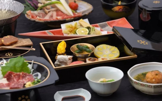 Ryotei Matsuya Honkan Suizenji