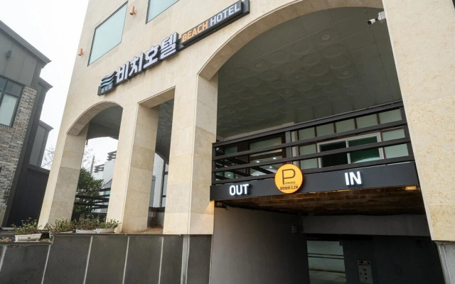 Buan Chaeseokgang Beach Hotel