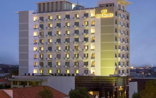 Hotel Santika Pandegiling Surabaya
