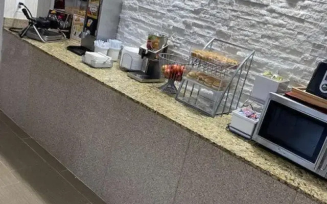 SureStay Hotel by Best Western Alexandria