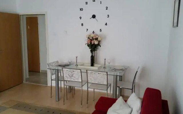 Apartment Ema