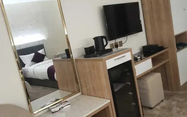 Diamond corners Hotel