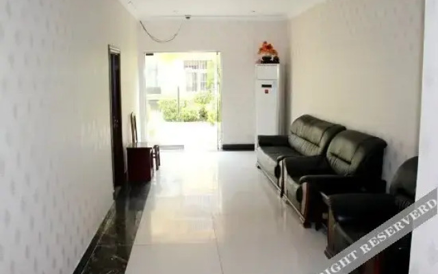 Yiju Garden Hotel (Lianyungang Yanhe Alley)