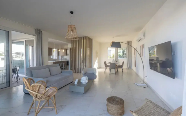 Protaras Mythical Blue Villa MB3