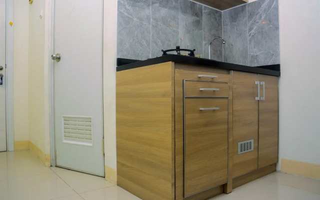 Simply Modern 2BR Green Pramuka Apartment