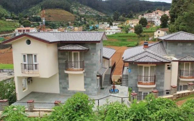 Two Seas Residence