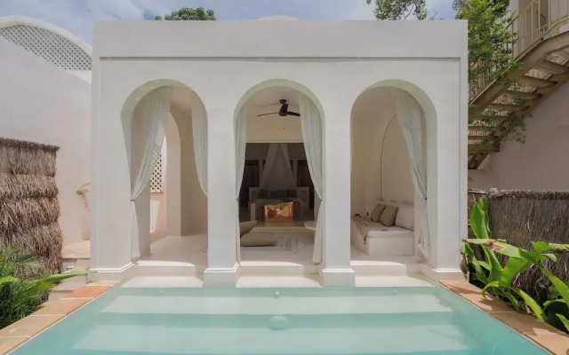 Anat Tantric Boutique Hotel