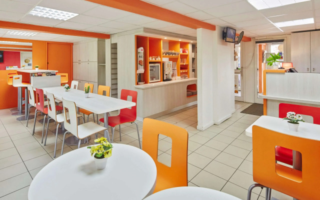 Hôtel Premiere Classe Melun Senart - Vert Saint Denis