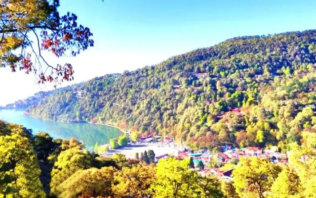Goroomgo Kohinoor Mallital Nainital