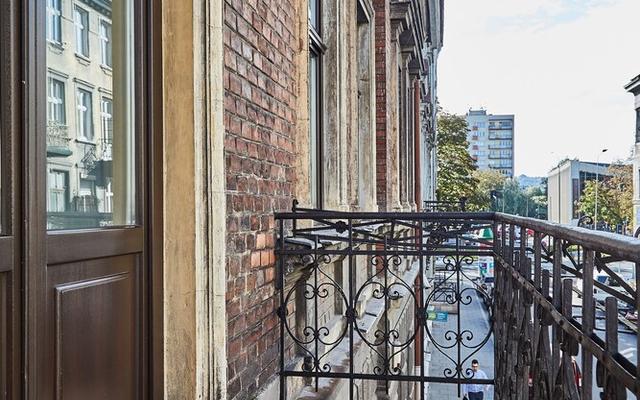 Huge apartments Smolensk street