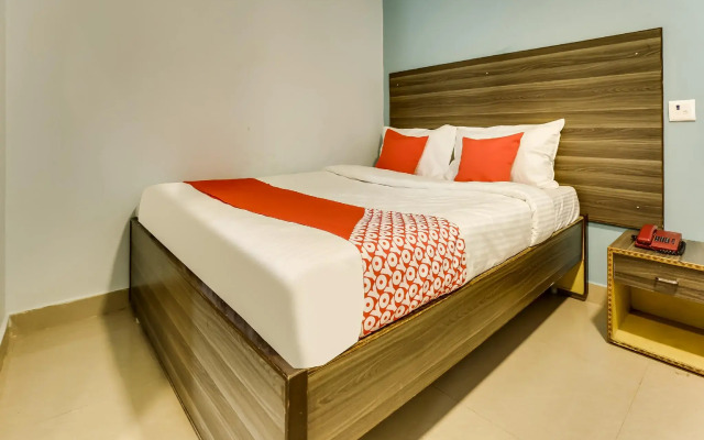 OYO 41227 Sri sai inn