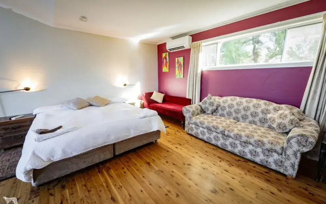 Bulwarra Accommodation - Heritage Studio
