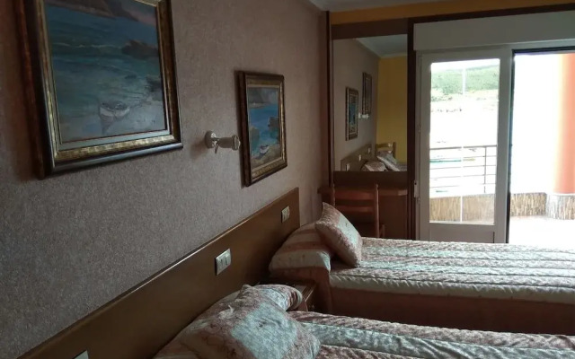 Hostal Bahía