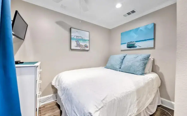 Crystal Dunes 405
