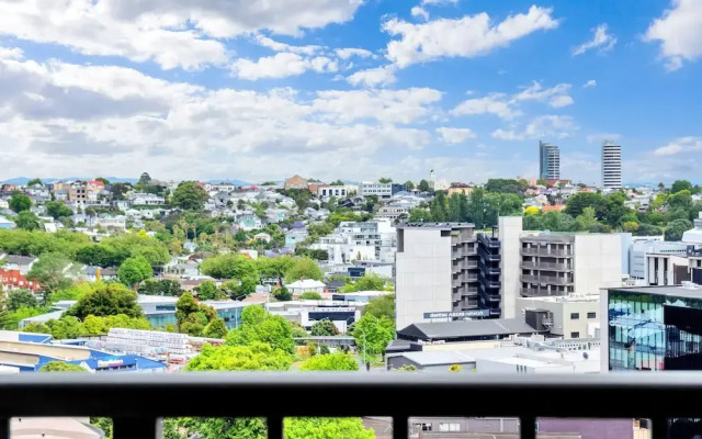 Harbour View Two Bedroom Apartment