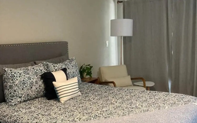 Sandy Toes Getaway in Kona