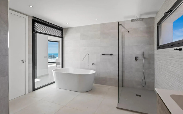 Villa Nirvana in Fuengirola
