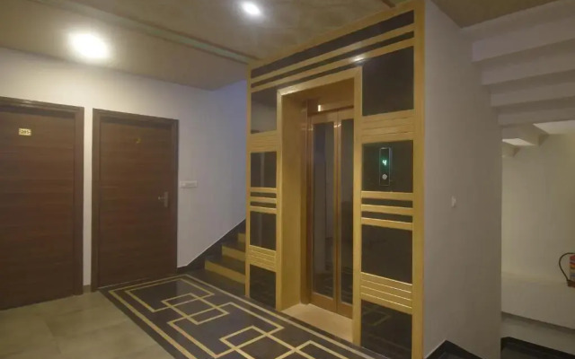 Ka10 SQUARE HOTEL & BANQUETS