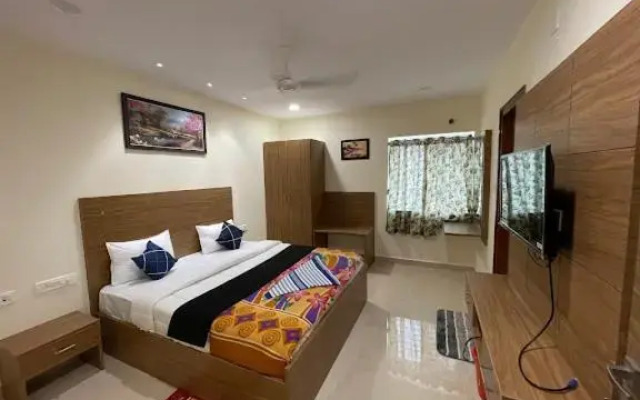 Pickurstay @ Lakshmi Tulasi Residency