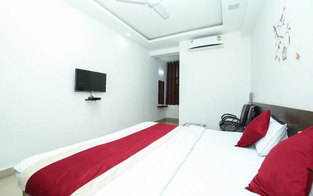 OYO 3603 White Pearl Hotel