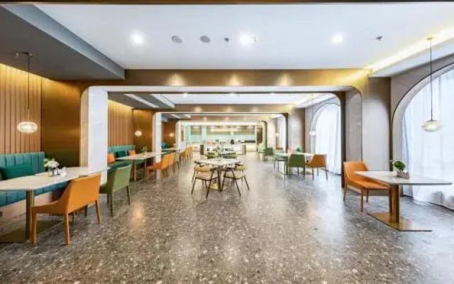 Atour Hotel Wuhan Yellow Crane Tower