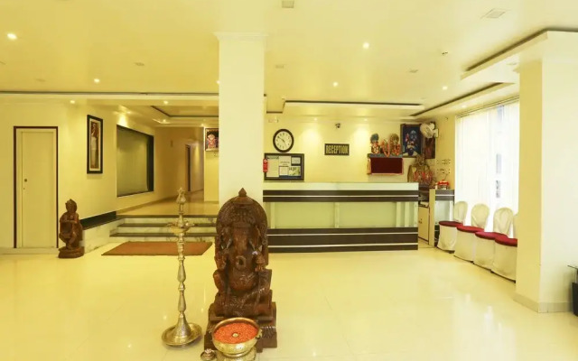OYO 10565 Hotel Mira International