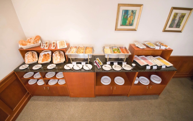 Los Tallanes Hotel & Suites