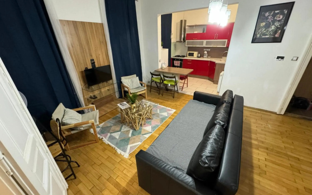 Apartment with parking in the Center - 500m from Hlavní nádraží