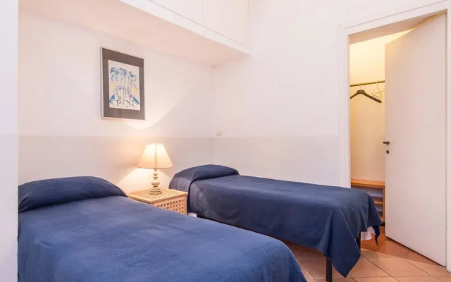 RSH Giulia Large Piazza Navona Apartment