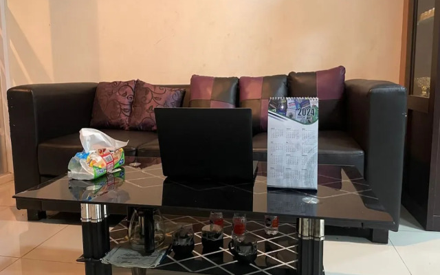 OYO 94159 Gateway Cicadas Apartment By Chery Properti