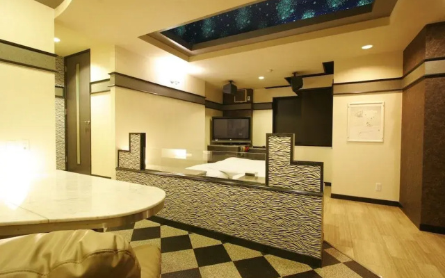HOTEL RR - Adults Only