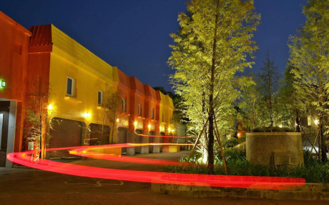 Chusha Motel